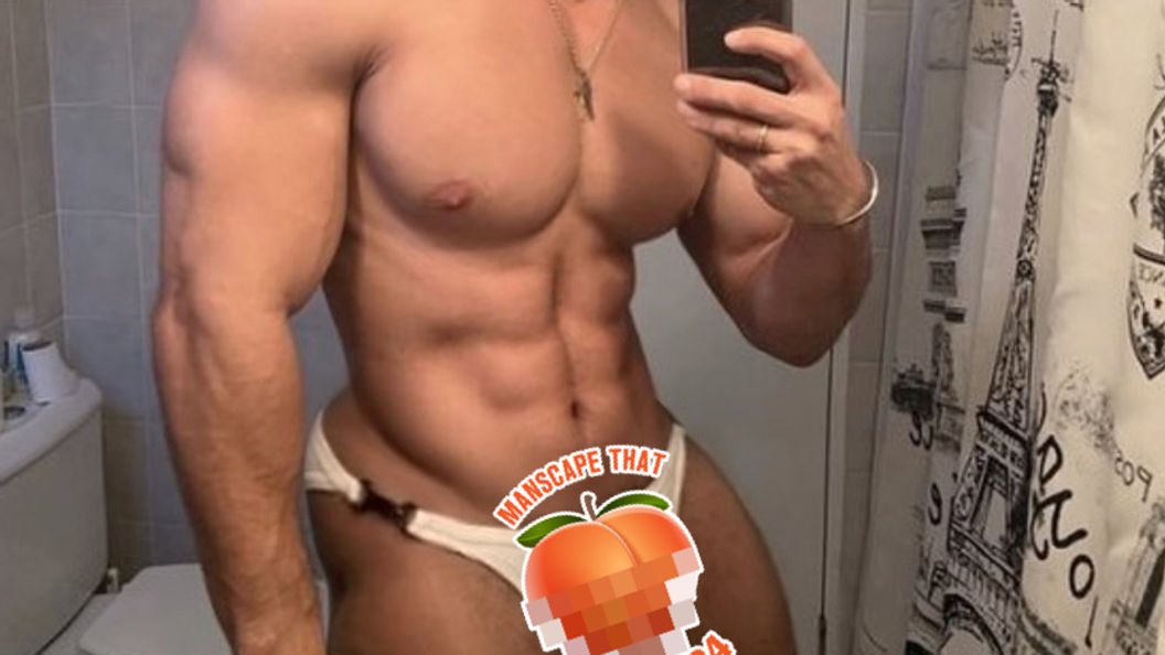 Pennis waxing & balls waxing - Male brazilian waxing by men at AlexSpot24 Private Men Care Studio